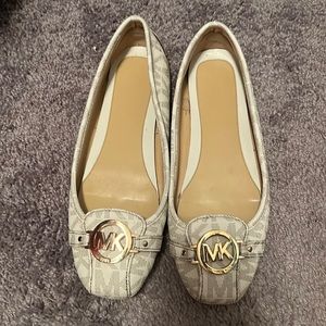 Michael kors size 11